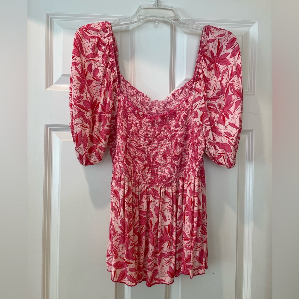 Women’s Pink Versatile Top